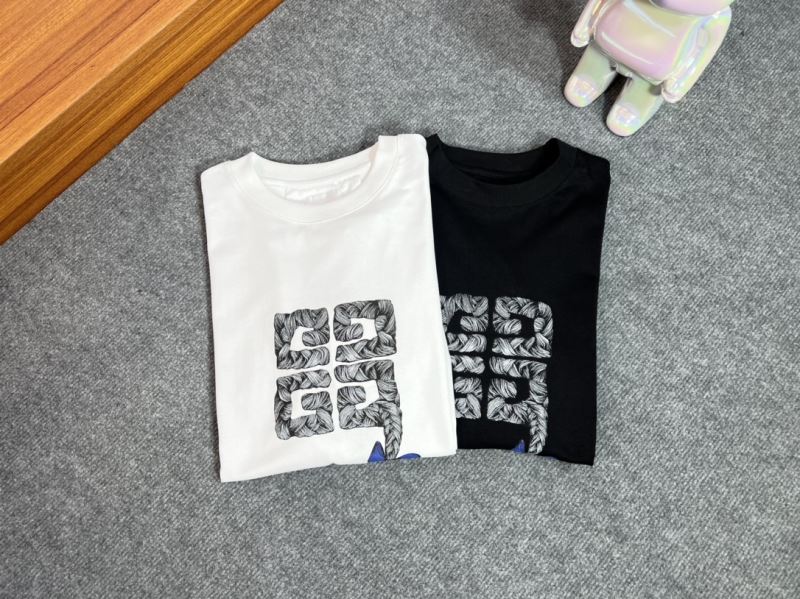 Givenchy T-Shirts